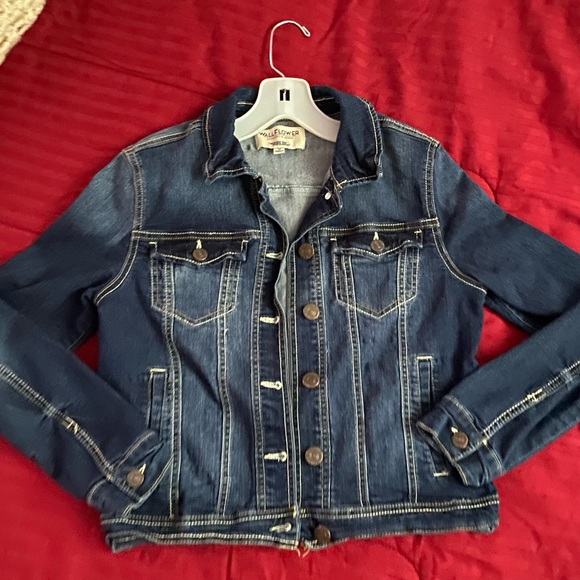Wallflower Denim Jacket. The Fabulous Fit. Size Medium - Picture 1 of 6